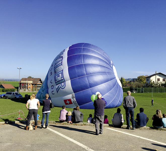 Ballonflug an der Gewerbeausstellung Stärne füfi in Beromünster