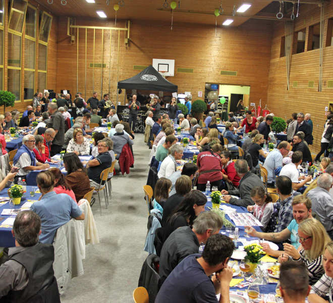 Viele Gäste an der Eröffnung der Gewerbeausstellung Stärne füfi in Beromünster