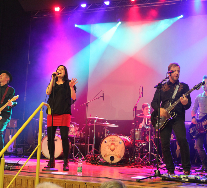 Gewerbeausstellung Beromünster, Samstag, KW42, Schweiz, Pionierarbeit, Natur, Glaube, Anzeiger Michelsamt, Beromünster, Sursee, Zeitung, Lokalzeitung, Regionalzeitung, Fläcke, Stiftstheater, Landessender, 531, Vereine, Clubs, Turnverein, Guuggenmusig, Michelsamt, 5 Sterne Region, Musikgesellschaft, Harmonie, Redaktion, Feldmusik, Rickenbach, Neudorf, Gunzwil, Schwarzenbach, Hildisrieden, Pfeffikon, Rain, Römerswil, Herlisberg, Eich, Bäch, Chommle, Druckerei, Verlag, Landzeitungen, Luzerner Landzeitungen, Sport, Politik, News, Lokalpolitik, Pilates, Bewegung, STV Beromünster, Nachtwächter, Stift, Chorherrenstift, Dolderhaus, Flecken, Münster, Samariterverein, Pfarrkirche, Blosenberg, Gormund, Kapelle Gormund, Mooskapelle, St. Stephan, Gewerbe Möischter, Gewerbe Beromünster, Möischter