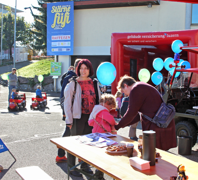 Feuerwehr an der Gewerbeausstellung Stärne füfi in Beromünster
