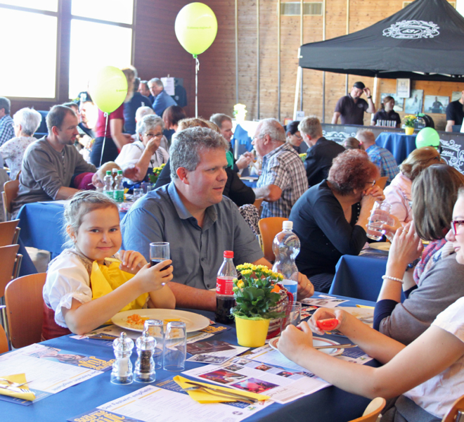 Viele Gäste an der Gewerbeausstellung Stärne füfi in Beromünster