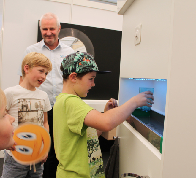 Gewerbeausstellung Beromünster, Sonntag, KW42, Schweiz, Pionierarbeit, Natur, Glaube, Anzeiger Michelsamt, Beromünster, Sursee, Zeitung, Lokalzeitung, Regionalzeitung, Fläcke, Stiftstheater, Landessender, 531, Vereine, Clubs, Turnverein, Guuggenmusig, Michelsamt, 5 Sterne Region, Musikgesellschaft, Harmonie, Redaktion, Feldmusik, Rickenbach, Neudorf, Gunzwil, Schwarzenbach, Hildisrieden, Pfeffikon, Rain, Römerswil, Herlisberg, Eich, Bäch, Chommle, Druckerei, Verlag, Wallimann, Landzeitungen, Luzerner Landzeitungen, Sport, Politik, News, Lokalpolitik, Pilates, Bewegung, STV Beromünster, Nachtwächter, Stift, Chorherrenstift, Dolderhaus, Flecken, Münster, Samariterverein, Pfarrkirche, Blosenberg, Gormund, Kapelle Gormund, Mooskapelle, St. Stephan, Gewerbe Möischter, Gewerbe Beromünster, Möischter