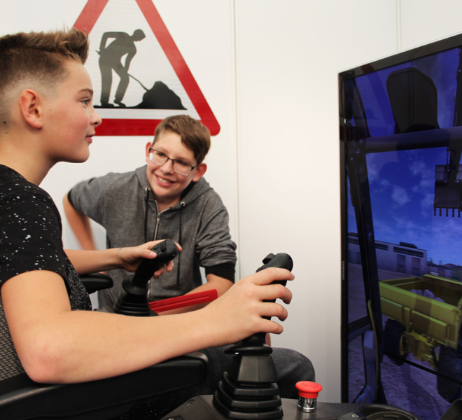 Gewerbeausstellung Beromünster, Sonntag, KW42, Schweiz, Pionierarbeit, Natur, Glaube, Anzeiger Michelsamt, Beromünster, Sursee, Zeitung, Lokalzeitung, Regionalzeitung, Fläcke, Stiftstheater, Landessender, 531, Vereine, Clubs, Turnverein, Guuggenmusig, Michelsamt, 5 Sterne Region, Musikgesellschaft, Harmonie, Redaktion, Feldmusik, Rickenbach, Neudorf, Gunzwil, Schwarzenbach, Hildisrieden, Pfeffikon, Rain, Römerswil, Herlisberg, Eich, Bäch, Chommle, Druckerei, Verlag, Wallimann, Landzeitungen, Luzerner Landzeitungen, Sport, Politik, News, Lokalpolitik, Pilates, Bewegung, STV Beromünster, Nachtwächter, Stift, Chorherrenstift, Dolderhaus, Flecken, Münster, Samariterverein, Pfarrkirche, Blosenberg, Gormund, Kapelle Gormund, Mooskapelle, St. Stephan, Gewerbe Möischter, Gewerbe Beromünster, Möischter