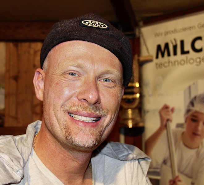 Gewerbeausstellung Beromünster, Umfrage, KW42, Schweiz, Pionierarbeit, Natur, Glaube, Anzeiger Michelsamt, Beromünster, Sursee, Zeitung, Lokalzeitung, Regionalzeitung, Fläcke, Stiftstheater, Landessender, 531, Vereine, Clubs, Turnverein, Guuggenmusig, Michelsamt, 5 Sterne Region, Musikgesellschaft, Harmonie, Redaktion, Feldmusik, Rickenbach, Neudorf, Gunzwil, Schwarzenbach, Hildisrieden, Pfeffikon, Rain, Römerswil, Herlisberg, Eich, Bäch, Chommle, Druckerei, Verlag, Wallimann, Landzeitungen, Luzerner Landzeitungen, Sport, Politik, News, Lokalpolitik, Pilates, Bewegung, STV Beromünster, Nachtwächter, Stift, Chorherrenstift, Dolderhaus, Flecken, Münster, Samariterverein, Pfarrkirche, Blosenberg, Gormund, Kapelle Gormund, Mooskapelle, St. Stephan, Gewerbe Möischter, Gewerbe Beromünster, Möischter