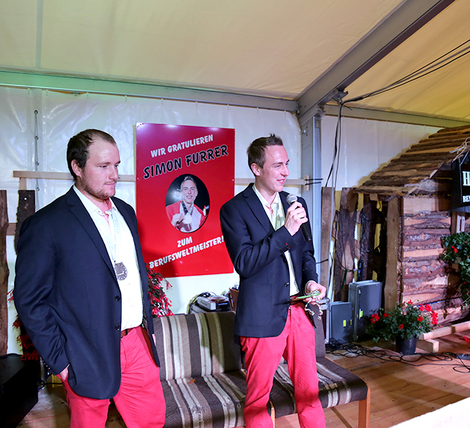 Weltmeister, Simon Furrer, KW43, Schweiz, Pionierarbeit, Natur, Glaube, Anzeiger Michelsamt, Beromünster, Sursee, Zeitung, Lokalzeitung, Regionalzeitung, Fläcke, Stiftstheater, Landessender, 531, Vereine, Clubs, Turnverein, Guuggenmusig, Michelsamt, 5 Sterne Region, Musikgesellschaft, Harmonie, Redaktion, Feldmusik, Rickenbach, Neudorf, Gunzwil, Schwarzenbach, Hildisrieden, Pfeffikon, Rain, Römerswil, Herlisberg, Eich, Bäch, Chommle, Druckerei, Verlag, Wallimann, Landzeitungen, Luzerner Landzeitungen, Sport, Politik, News, Lokalpolitik, Pilates, Bewegung, STV Beromünster, Nachtwächter, Stift, Chorherrenstift, Dolderhaus, Flecken, Münster, Samariterverein, Pfarrkirche, Blosenberg, Gormund, Kapelle Gormund, Mooskapelle, St. Stephan, Gewerbe Möischter, Gewerbe Beromünster, Möischter