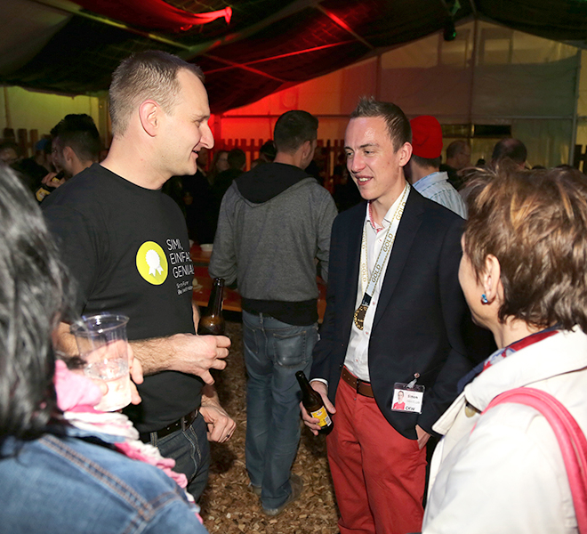 Weltmeister, Simon Furrer, KW43, Schweiz, Pionierarbeit, Natur, Glaube, Anzeiger Michelsamt, Beromünster, Sursee, Zeitung, Lokalzeitung, Regionalzeitung, Fläcke, Stiftstheater, Landessender, 531, Vereine, Clubs, Turnverein, Guuggenmusig, Michelsamt, 5 Sterne Region, Musikgesellschaft, Harmonie, Redaktion, Feldmusik, Rickenbach, Neudorf, Gunzwil, Schwarzenbach, Hildisrieden, Pfeffikon, Rain, Römerswil, Herlisberg, Eich, Bäch, Chommle, Druckerei, Verlag, Wallimann, Landzeitungen, Luzerner Landzeitungen, Sport, Politik, News, Lokalpolitik, Pilates, Bewegung, STV Beromünster, Nachtwächter, Stift, Chorherrenstift, Dolderhaus, Flecken, Münster, Samariterverein, Pfarrkirche, Blosenberg, Gormund, Kapelle Gormund, Mooskapelle, St. Stephan, Gewerbe Möischter, Gewerbe Beromünster, Möischter