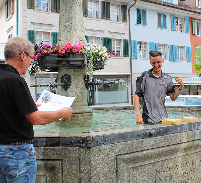 Gautschen, Goekay, Öztürk, Printmedienverarbeiter, KW26, Ausbildung, Respekt, Natur, Glaube, KW22, Anzeiger Michelsamt, Beromünster, Sursee, Zeitung, Lokalzeitung, Regionalzeitung, Fläcke, Stiftstheater, Landessender, 531, Vereine, Clubs, Turnverein, Guuggenmusig, Michelsamt, 5 Sterne Region, Musikgesellschaft, Harmonie, Redaktion, Feldmusik, Rickenbach, Neudorf, Gunzwil, Schwarzenbach, Hildisrieden, Pfeffikon, Rain, Römerswil, Herlisberg, Eich, Bäch, Chommle, Druckerei, Verlag, Landzeitungen, Luzerner Landzeitungen, Sport, Politik, News, Lokalpolitik, Pilates, Bewegung, STV Beromünster, Nachtwächter, Stift, Chorherrenstift, Dolderhaus, Flecken, Münster, Samariterverein, Pfarrkirche, Blosenberg, Gormund, Kapelle Gormund, Mooskapelle, St. Stephan, Gewerbe Möischter, Gewerbe Beromünster, Möischter