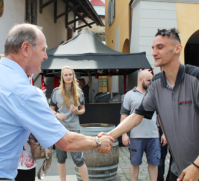 Gautschen, Goekay, Öztürk, Printmedienverarbeiter, KW26, Ausbildung, Respekt, Natur, Glaube, KW22, Anzeiger Michelsamt, Beromünster, Sursee, Zeitung, Lokalzeitung, Regionalzeitung, Fläcke, Stiftstheater, Landessender, 531, Vereine, Clubs, Turnverein, Guuggenmusig, Michelsamt, 5 Sterne Region, Musikgesellschaft, Harmonie, Redaktion, Feldmusik, Rickenbach, Neudorf, Gunzwil, Schwarzenbach, Hildisrieden, Pfeffikon, Rain, Römerswil, Herlisberg, Eich, Bäch, Chommle, Druckerei, Verlag, Landzeitungen, Luzerner Landzeitungen, Sport, Politik, News, Lokalpolitik, Pilates, Bewegung, STV Beromünster, Nachtwächter, Stift, Chorherrenstift, Dolderhaus, Flecken, Münster, Samariterverein, Pfarrkirche, Blosenberg, Gormund, Kapelle Gormund, Mooskapelle, St. Stephan, Gewerbe Möischter, Gewerbe Beromünster, Möischter