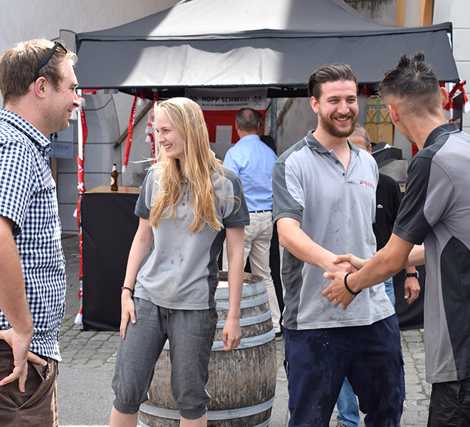 Gautschen, Goekay, Öztürk, Printmedienverarbeiter, KW26, Ausbildung, Respekt, Natur, Glaube, KW22, Anzeiger Michelsamt, Beromünster, Sursee, Zeitung, Lokalzeitung, Regionalzeitung, Fläcke, Stiftstheater, Landessender, 531, Vereine, Clubs, Turnverein, Guuggenmusig, Michelsamt, 5 Sterne Region, Musikgesellschaft, Harmonie, Redaktion, Feldmusik, Rickenbach, Neudorf, Gunzwil, Schwarzenbach, Hildisrieden, Pfeffikon, Rain, Römerswil, Herlisberg, Eich, Bäch, Chommle, Druckerei, Verlag, Landzeitungen, Luzerner Landzeitungen, Sport, Politik, News, Lokalpolitik, Pilates, Bewegung, STV Beromünster, Nachtwächter, Stift, Chorherrenstift, Dolderhaus, Flecken, Münster, Samariterverein, Pfarrkirche, Blosenberg, Gormund, Kapelle Gormund, Mooskapelle, St. Stephan, Gewerbe Möischter, Gewerbe Beromünster, Möischter