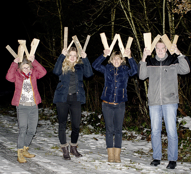 Firmenanlass, Wallimann Druck und Verlag AG, Fondueplausch,, KW04, Zeitung, Lokalzeitung, Regionalzeitung, Fläcke, Stiftstheater, Landessender, 531, Vereine, Clubs, Turnverein, Guuggenmusig, Michelsamt, 5 Sterne Region, Musikgesellschaft, Harmonie, Redaktion, Feldmusik, Rickenbach, Neudorf, Gunzwil, Schwarzenbach, Hildisrieden, Pfeffikon, Rain, Römerswil, Herlisberg, Eich, Bäch, Chommle, Druckerei, Verlag, Wallimann, Landzeitungen, Luzerner Landzeitungen, Sport, Politik, News, Lokalpolitik, Pilates, Bewegung, STV Beromünster, Nachtwächter, Stift, Chorherrenstift, Dolderhaus, Flecken, Münster, Samariterverein, Pfarrkirche, Blosenberg, Gormund, Kapelle Gormund, Mooskapelle, St. Stephan, Gewerbe Möischter, Gewerbe Beromünster, Möischter