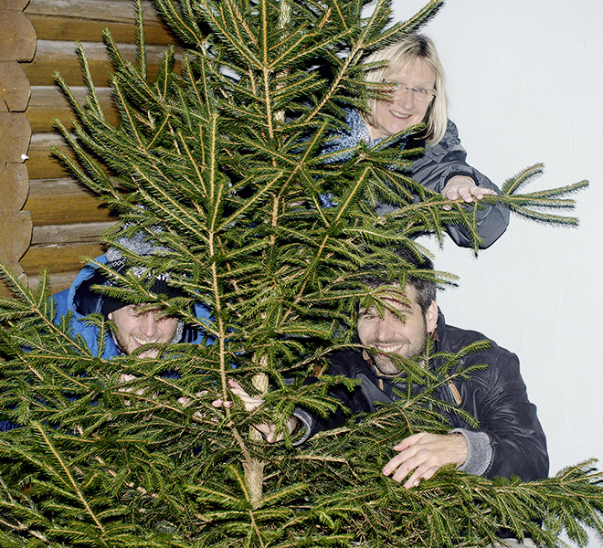Firmenanlass, Wallimann Druck und Verlag AG, Fondueplausch,, KW04, Zeitung, Lokalzeitung, Regionalzeitung, Fläcke, Stiftstheater, Landessender, 531, Vereine, Clubs, Turnverein, Guuggenmusig, Michelsamt, 5 Sterne Region, Musikgesellschaft, Harmonie, Redaktion, Feldmusik, Rickenbach, Neudorf, Gunzwil, Schwarzenbach, Hildisrieden, Pfeffikon, Rain, Römerswil, Herlisberg, Eich, Bäch, Chommle, Druckerei, Verlag, Wallimann, Landzeitungen, Luzerner Landzeitungen, Sport, Politik, News, Lokalpolitik, Pilates, Bewegung, STV Beromünster, Nachtwächter, Stift, Chorherrenstift, Dolderhaus, Flecken, Münster, Samariterverein, Pfarrkirche, Blosenberg, Gormund, Kapelle Gormund, Mooskapelle, St. Stephan, Gewerbe Möischter, Gewerbe Beromünster, Möischter